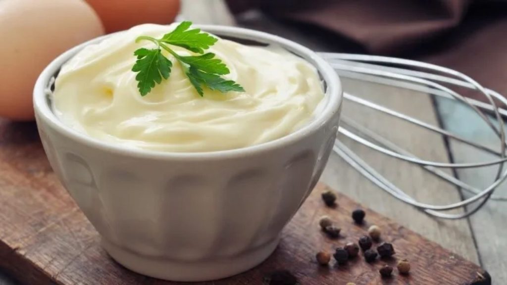 Ev Yapımı Mayonez Tarifi Adım Adım Kolay Ve Lezzetli Sos Yapımı - Yazar Kadın