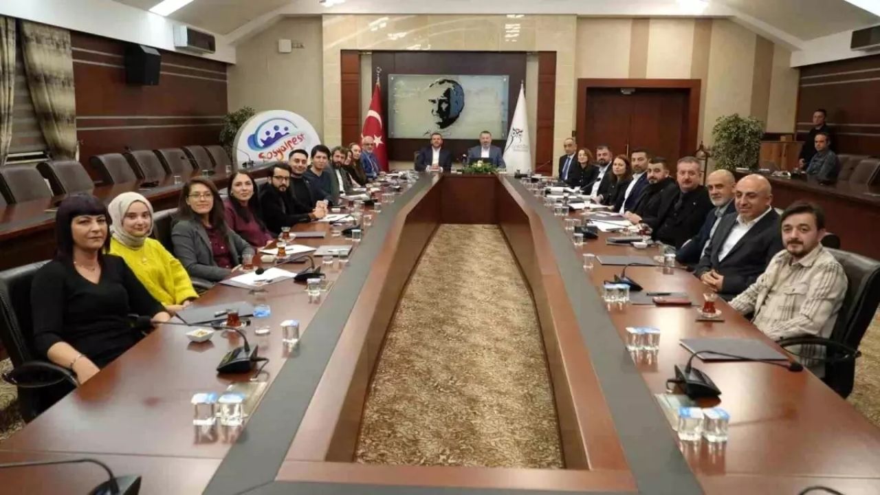 Karabük Üniversitesi Ve Belediyesi, Şehre 78 Kültür Sanat Projesiyle Değer Katacak - Yazar Kadın