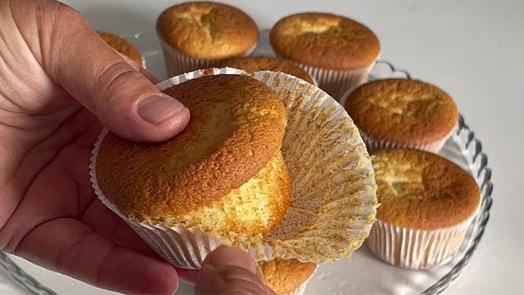 Muffin Lezzetli Ve Pratik Atıştırmalık - Yazar Kadın