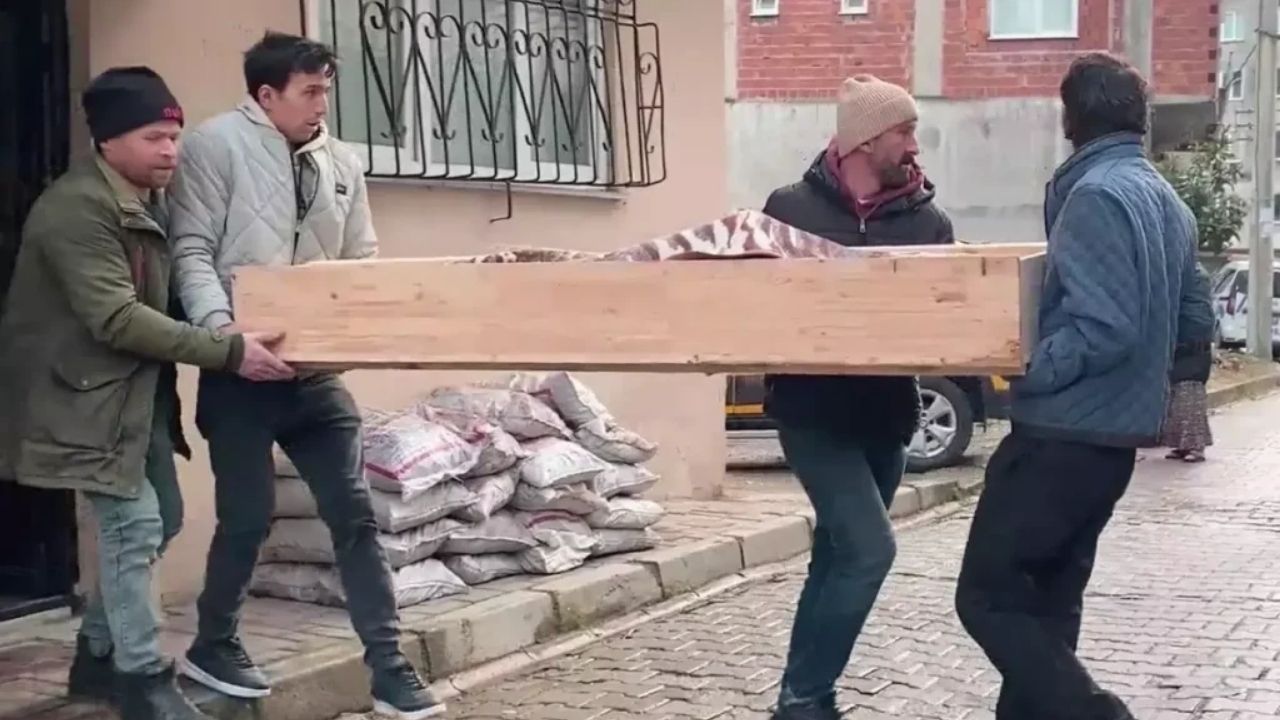 13 Yaşındaki Epilepsi Hastası Kız Çocuğu Evinde Hayatını Kaybetti - Yazar Kadın