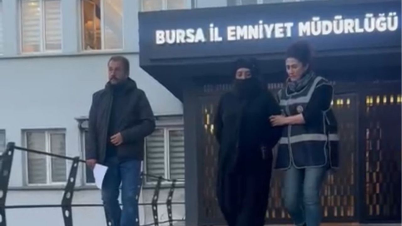 Bursa'da 12 Yıl 6 Ay Hapis Cezasıyla Aranan Firari Kadın Yakalandı - Yazar Kadın