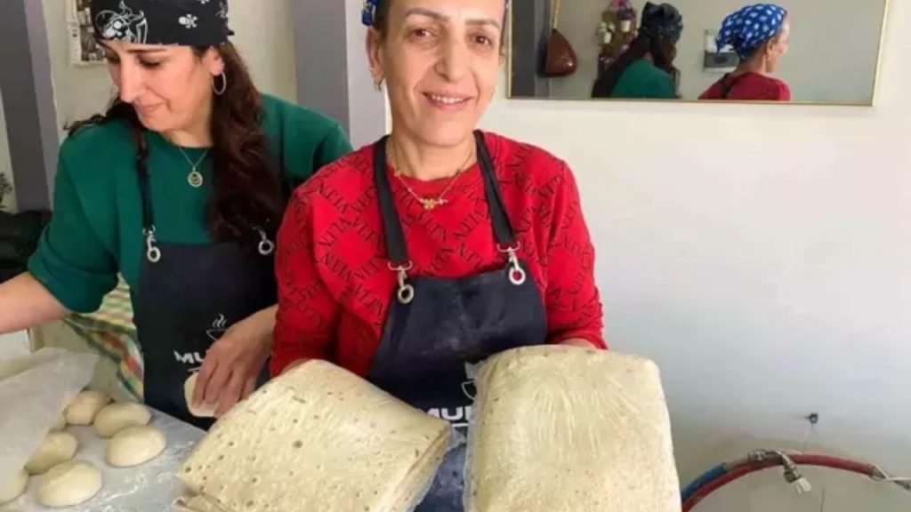 Elazığ’da Kadın Girişimciler Yufka Dükkanıyla Hem Ekonomik Hem Sosyal Katkı Sağlıyor - Yazar Kadın