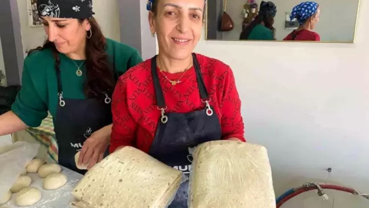 Elazığ’da Kadın Girişimciler Yufka Dükkanıyla Hem Ekonomik Hem Sosyal Katkı Sağlıyor - Yazar Kadın