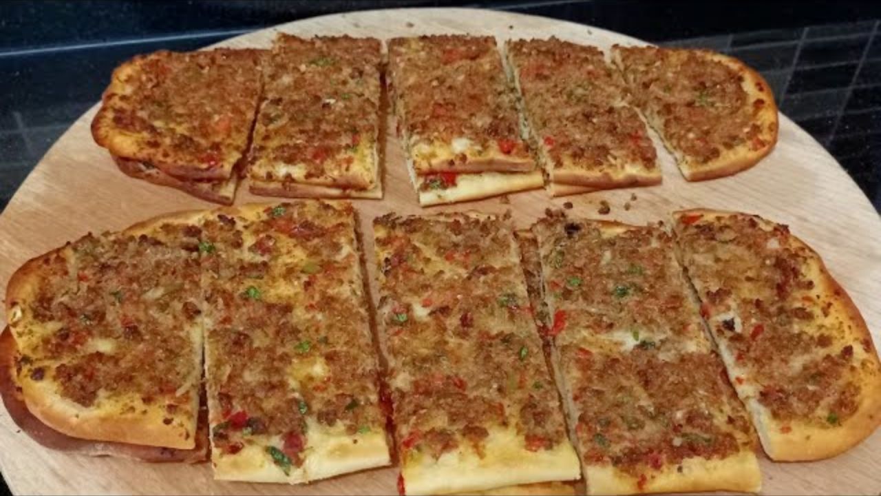 Etli Ekmek Tarifi Konya’nın Meşhur Lezzeti Evinizde! - Yazar Kadın