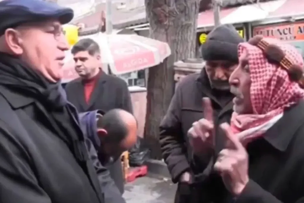 Sanliurfali Vatandasin Istegi Chp Li Vekili 18350129 3598 Amp - Yazar Kadın