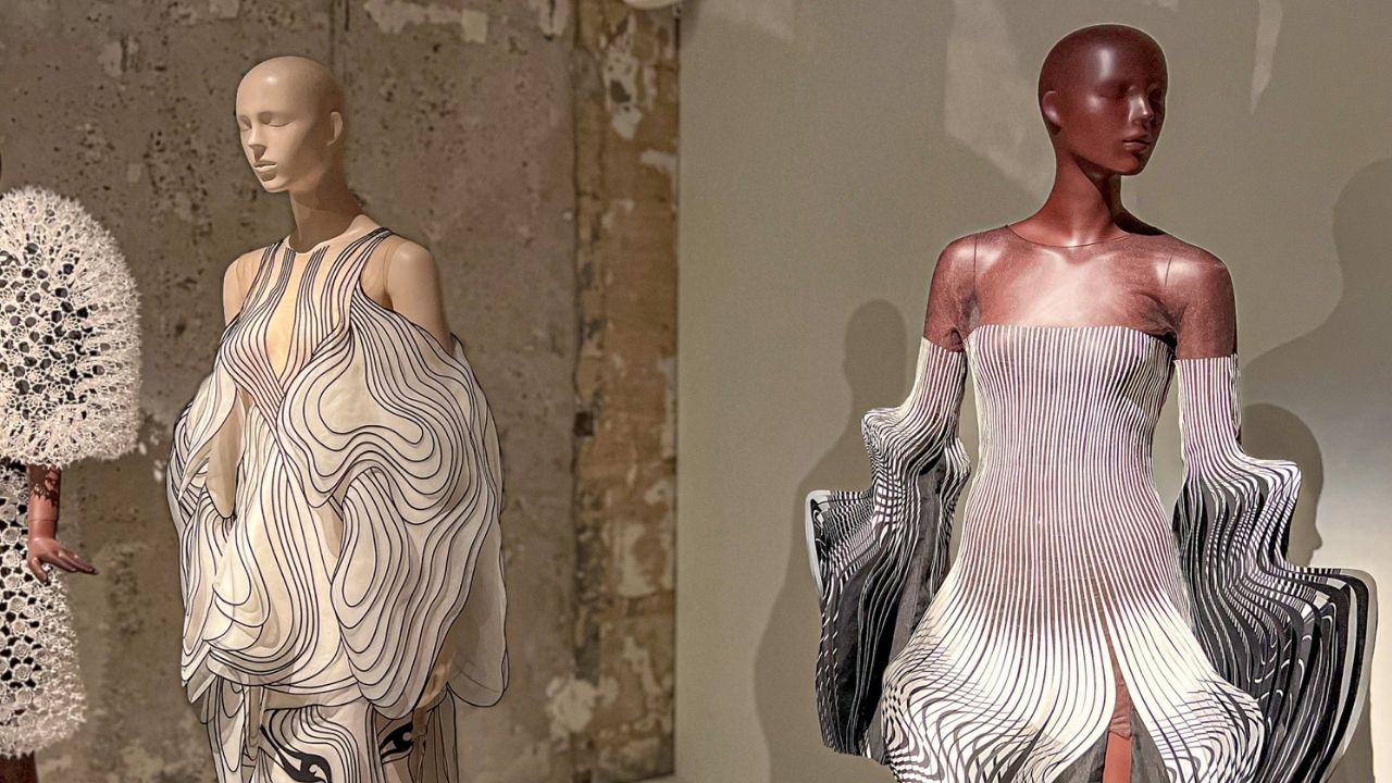 Paris Moda Haftası 20252026 Christian Dior Kadın Sonbahar Kış Defilesi Neler Sunuyor - Yazar Kadın