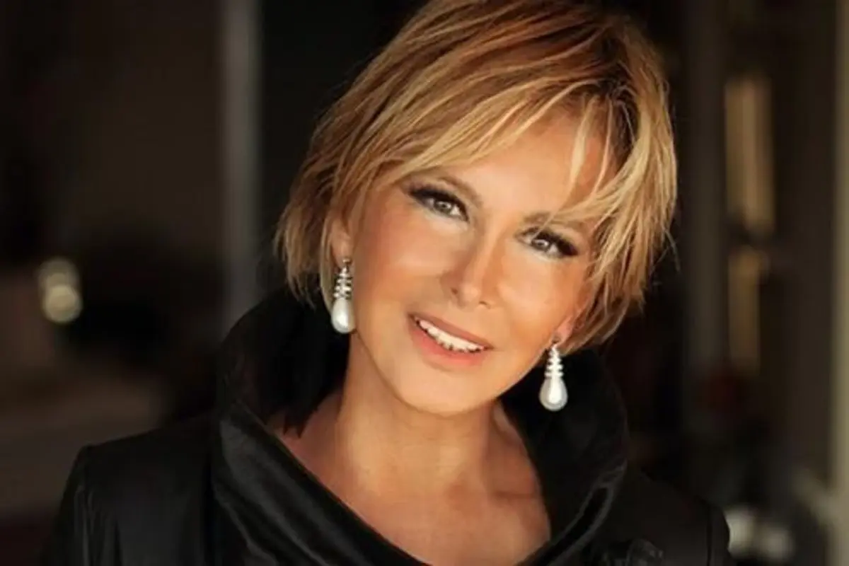 Yesilcam In Efsanesi Filiz Akin In Bilinmeyen 18467294 6596 Amp - Yazar Kadın