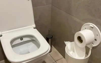 14 yaşındaki kız, hastane tuvaletinde bebeğini çöpe attı