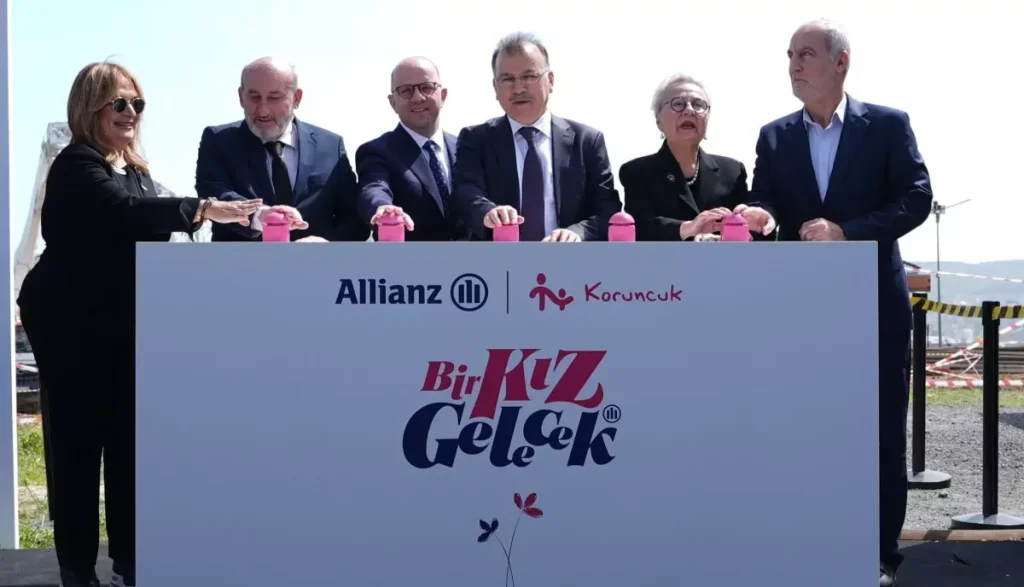 Allianz Turkiye Den Kiz Cocuklarinin Egitimi Icin 18521680 2304 Amp - Yazar Kadın