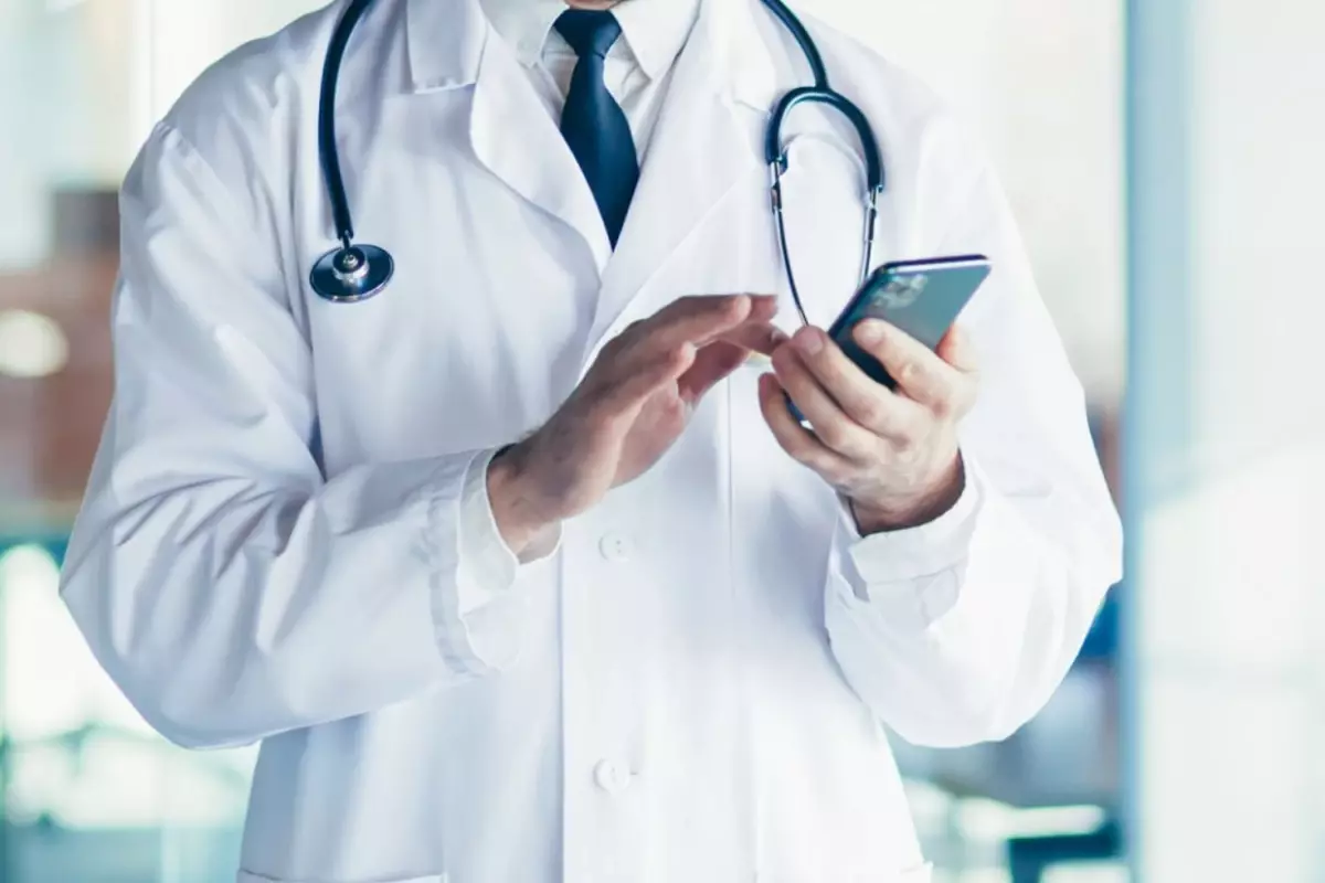 Kadin Hastalar Hakkinda Igrenc Yazisma 2 Doktor 18508068 2880 Amp - Yazar Kadın