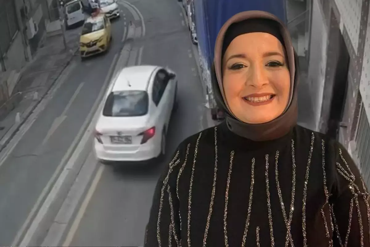 Kaldirimdayken Otomobilin Carptigi Kadinin Bacagi 18488143 9639 Amp - Yazar Kadın