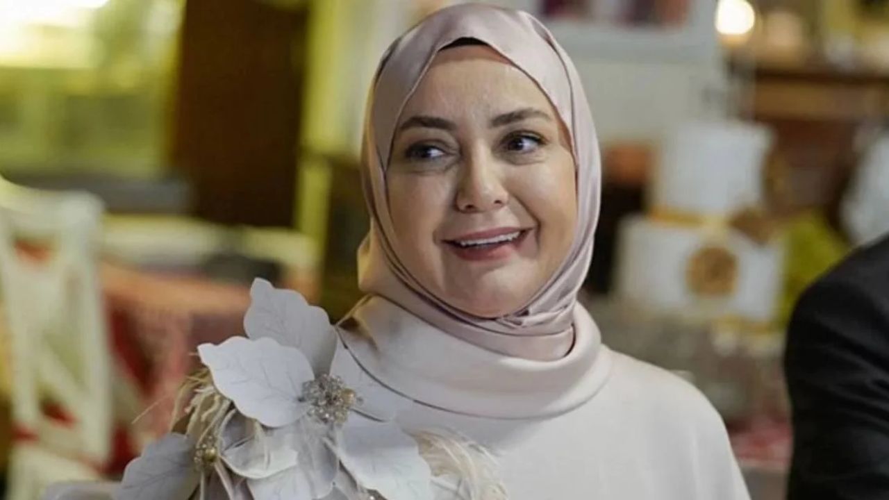 Kızılcık Şerbeti'nde Veda Rüzgarı! Üç Oyuncu Peş Peşe Ayrılıyor - Yazar Kadın