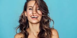 Sadece 2 Haftada Saçlarım Uçtu! Bu Yöntemi Daha Önce Neden Kimse Söylemedi?
