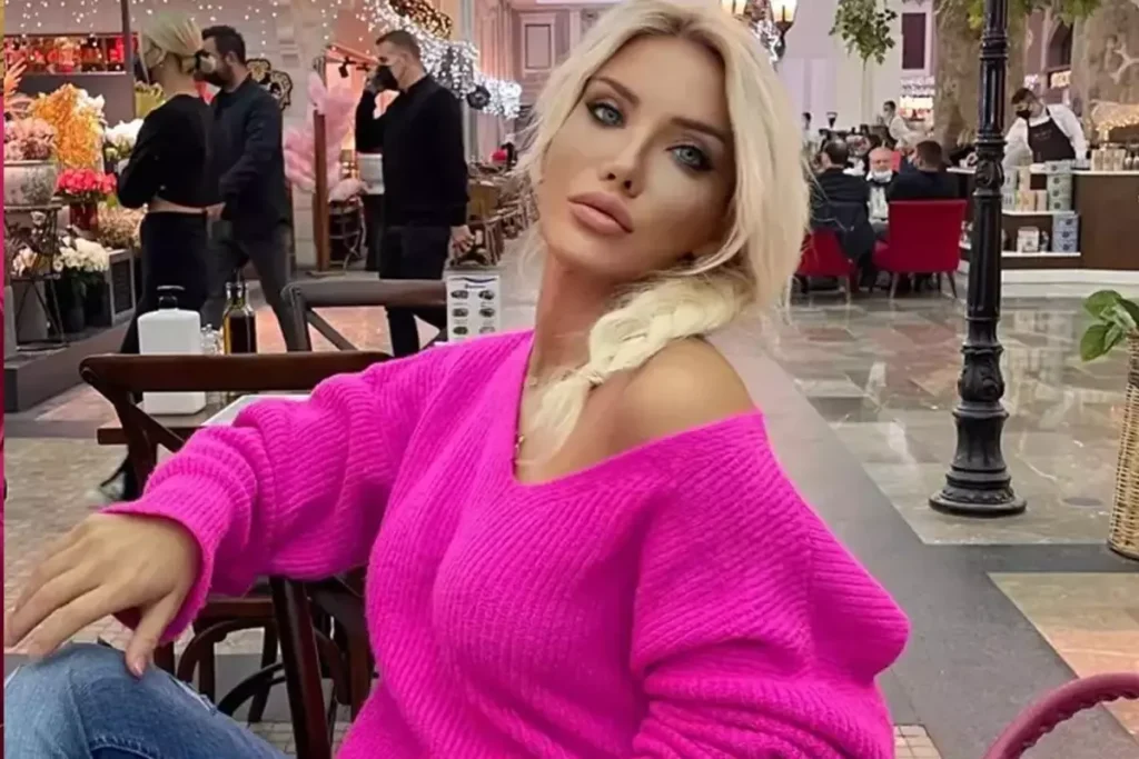 Cezaevinden Cikar Cikmaz Solugu Bakin Nerede Aldi 18611212 8629 Amp - Yazar Kadın