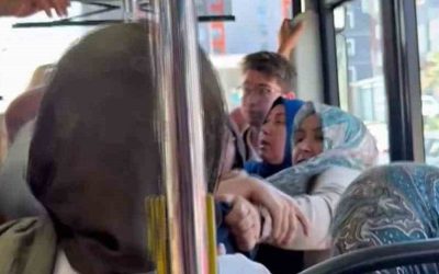 Pendik’te Kadınlar Arasında Otobüste Kavga! Olay Anı Kamerada