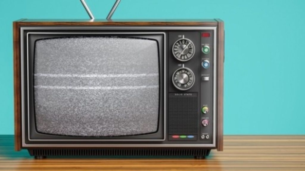 Tv Yayını - Yazar Kadın