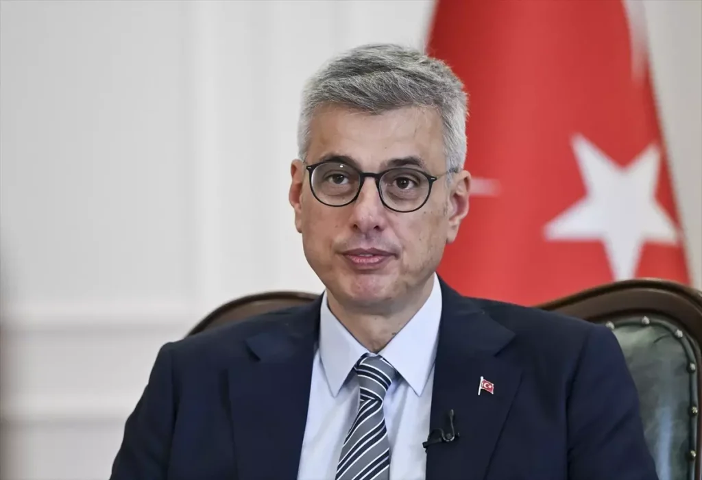 Bakan Memisoglu Kirim Kongo Kanamali Atesi Asisi 18738546 9573 Amp - Yazar Kadın
