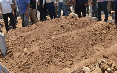 26 yaşındaki 3 kız kardeş yan yana toprağa verildi