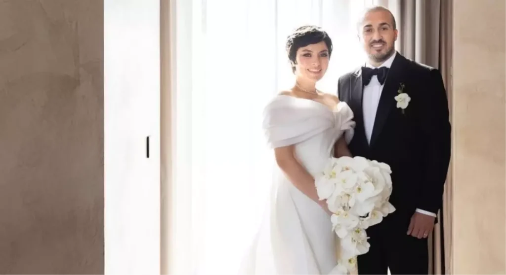 Ezgi Mola Ve Mustafa Aksakalli Bosandi Mi Ezgi 18790498 6828 Amp - Yazar Kadın