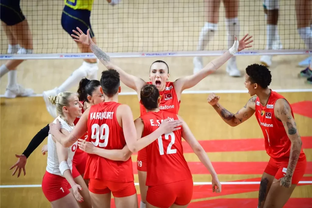 Milletler Ligi Kadin Voleybol 2 Hafta Maclari Ne 18750557 3647 Amp - Yazar Kadın