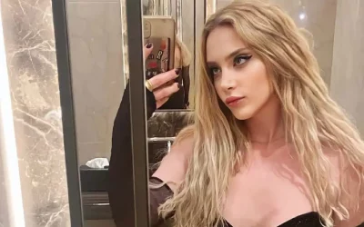 Plajda romantik anlar: Hayal Köseoğlu sevgilisiyle aşk dolu bir gün geçirdi