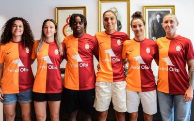 Galatasaray Kadın Futbol Takımı, 6 oyuncuya yeni sözleşme verdi.