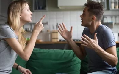 “Neden İlişkiler Uzun Sürmüyor?” – İkili İlişkileri Tüketen 20 Yaygın Hata