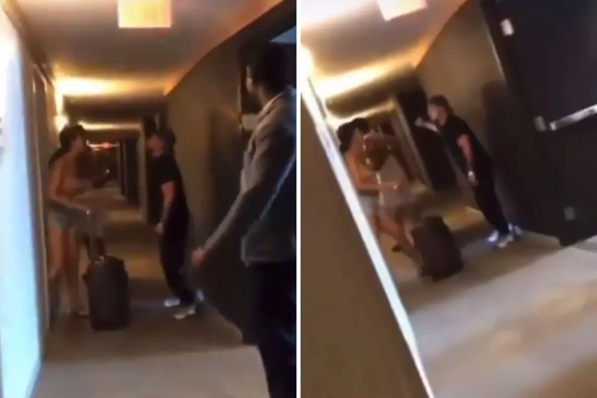 Kiz Arkadasinin Otel Masrafini Karsiladi Odada 18839337 3697 Amp - Yazar Kadın