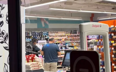 Markette sapık olduğu iddiasıyla tartıştığı kadını ve kızını vuran adam