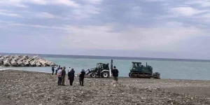 Sahilde güneşlenen kadını ezdi, operatör tutuklandı