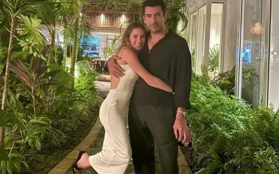 Sinem Kobal’dan uzun bir aradan sonra bikinili fotoğraf paylaşımı