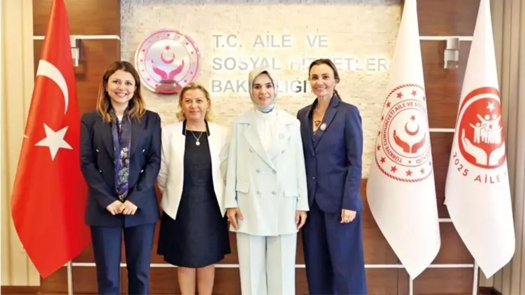 Kadın Gücü Araç Muayene İstasyonlarına Taşınıyor - Yazar Kadın