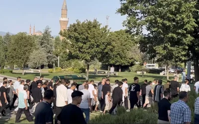 Bursa’da Eş Tarafından Bıçaklanan Kadın Toprağa Verildi