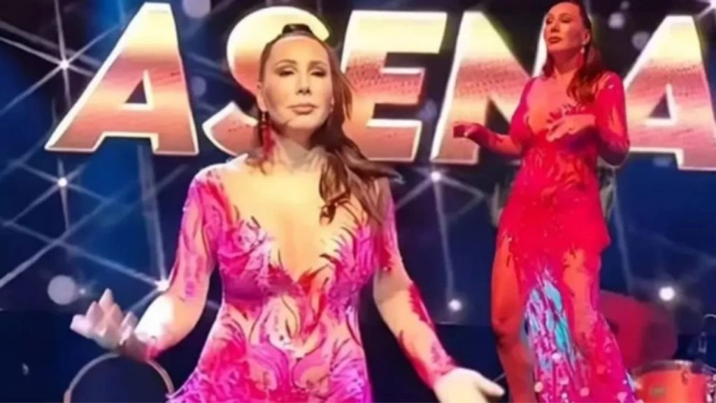 Asena Boşanır Boşanmaz Sahneye Döndü İddialı Performansıyla Gündemde - Yazar Kadın