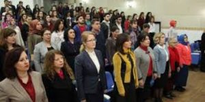 CHP Kadın Kolları, Başak Gürkan Arslan’a Destek Yürüyüşü Gerçekleştirdi