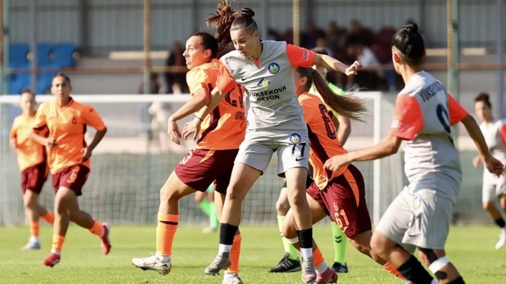 Kadın Futbol Süper Ligi'nde Fikstür Değişikliği 4. Hafta Maçları Ertelendi - Yazar Kadın