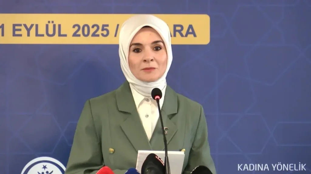 Bakan Goktas 5 Nci Eylem Plani Ile Siddetle 19035796 Amp - Yazar Kadın