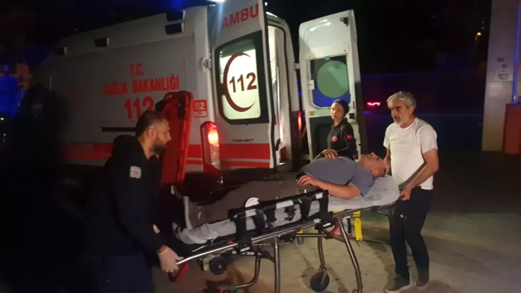 Catiya Cikan Komslarinin Kizini Kurtarmak Ist 19046252 Amp - Yazar Kadın