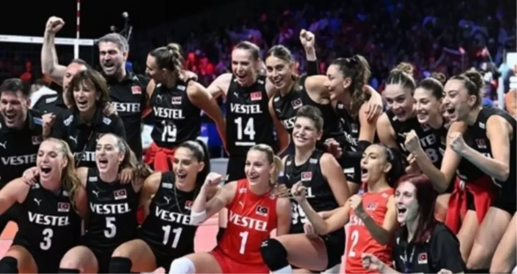 Filenin Sultanlari Finalde Voleybol Dunya 19020052 412 Amp - Yazar Kadın
