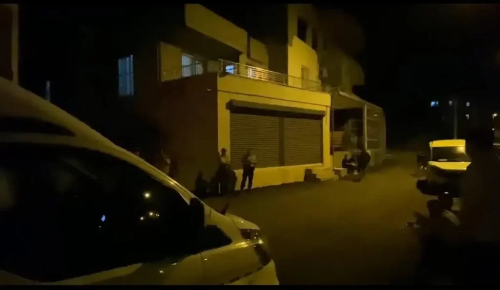 Mersin De Anne 5 Yasindaki Oglunu Oldurdu 19052004 Amp - Yazar Kadın