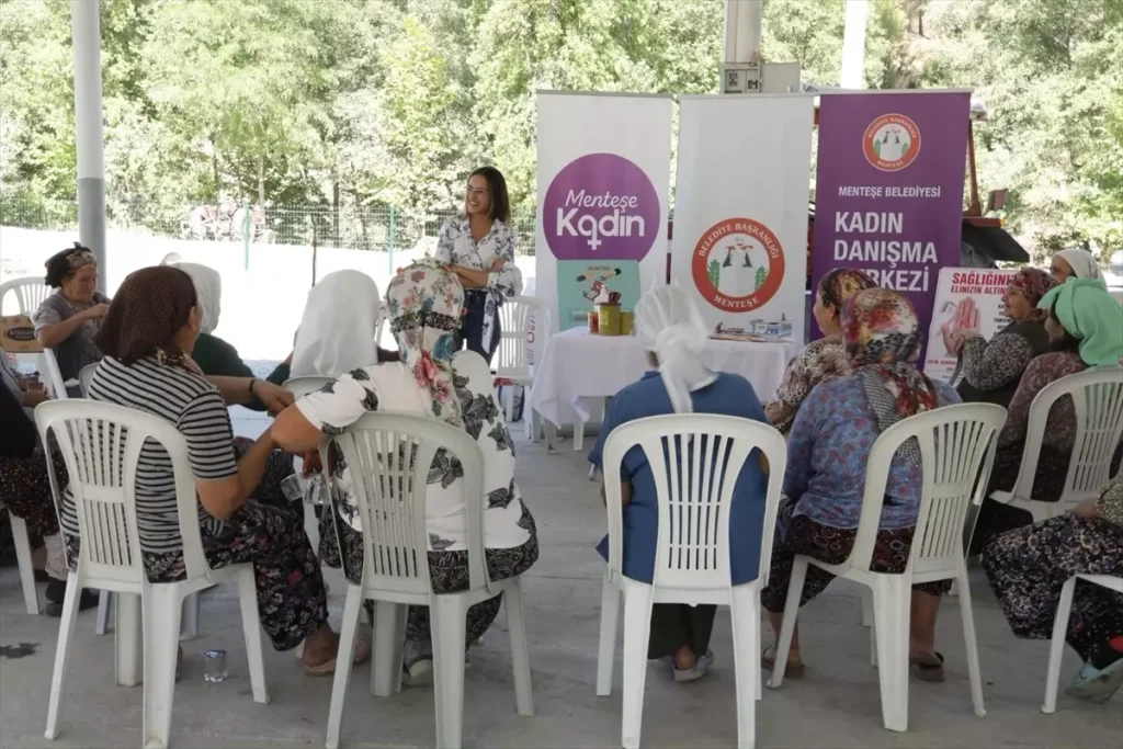 Mugla Da Kadin Haklari Bilgilendirmesi Devam 19087320 Amp - Yazar Kadın