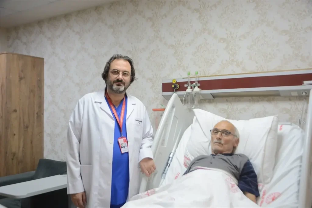 Trabzon Da Mesanesinde Tumor Tespit Edilen Ha 19047021 Amp - Yazar Kadın