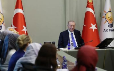 AK Parti’li Çankırı, Cumhurbaşkanı Erdoğan’ı Kadın Millî Futbolcularla Buluşturdu