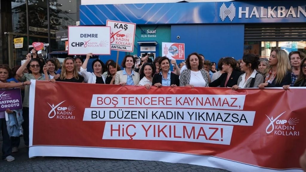 Chp'li Kadınlar Yoksulluğu Gündeme Taşıdı - Yazar Kadın