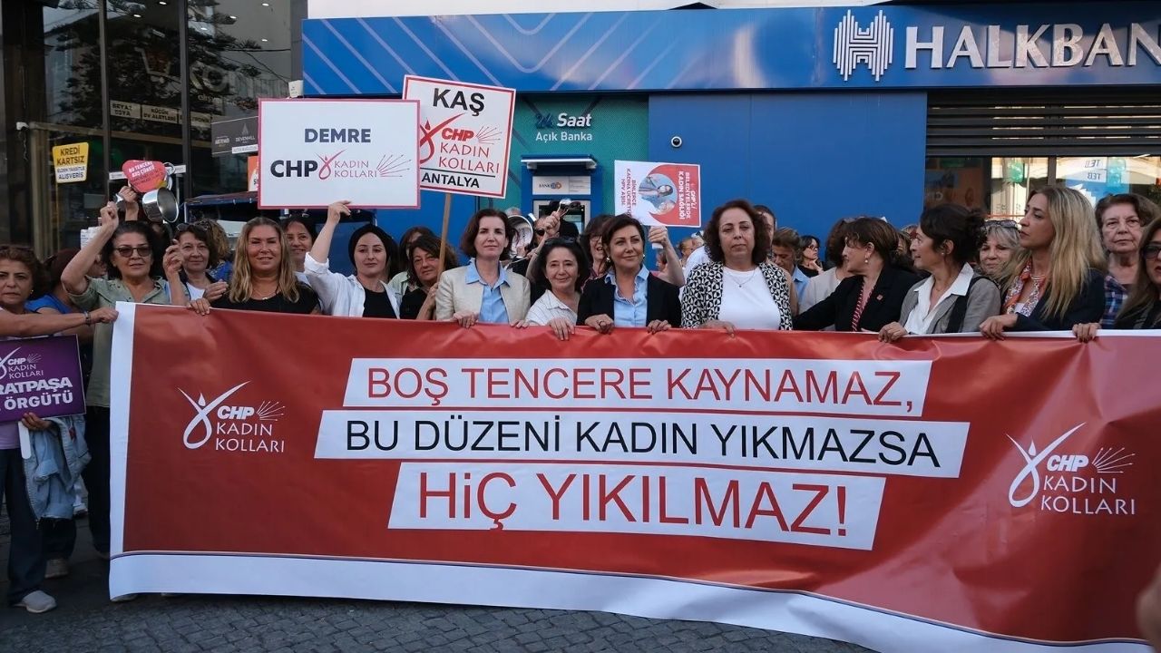 Chp'li Kadınlar Yoksulluğu Gündeme Taşıdı - Yazar Kadın