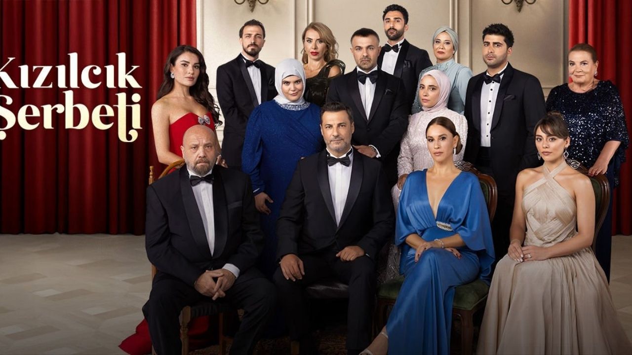 Kızılcık Şerbeti - Yazar Kadın