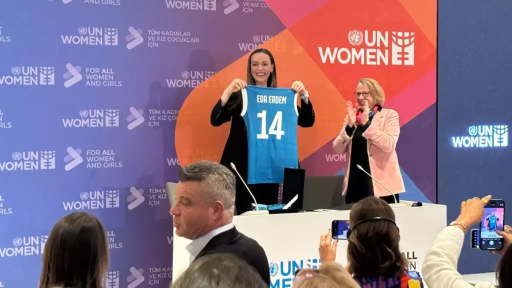 Fenerbahce Kaptani Eda Erdem Un Women Iyi Niy 19134944 Amp - Yazar Kadın