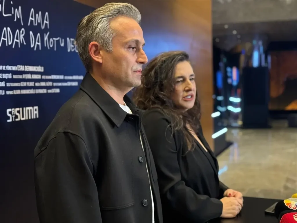 Iyi Degilim Ama Anlatacak Kadar Da Kotu Degil 19203527 Amp - Yazar Kadın