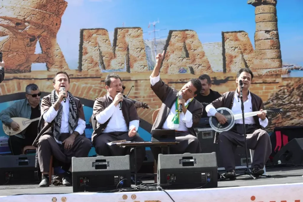 Kktc De Cig Kofte Festivali 19141286 Amp - Yazar Kadın