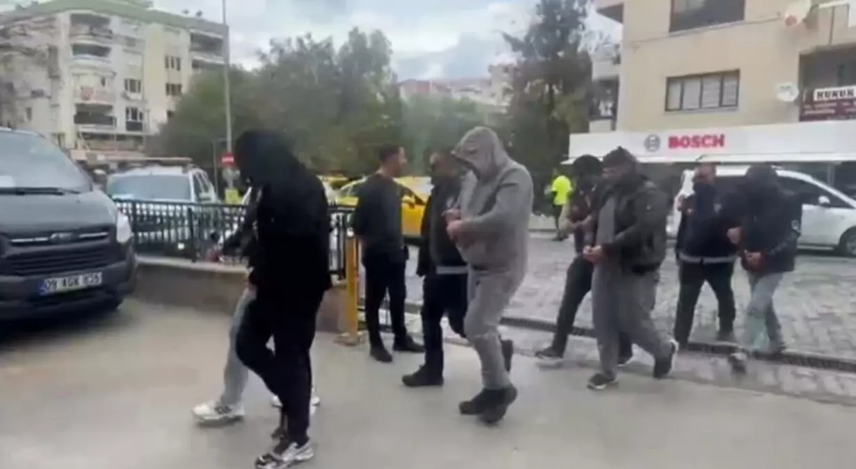 Kusadasi Nda Fuhus Operasyonu 5 Tutuklama 19206962 Amp - Yazar Kadın